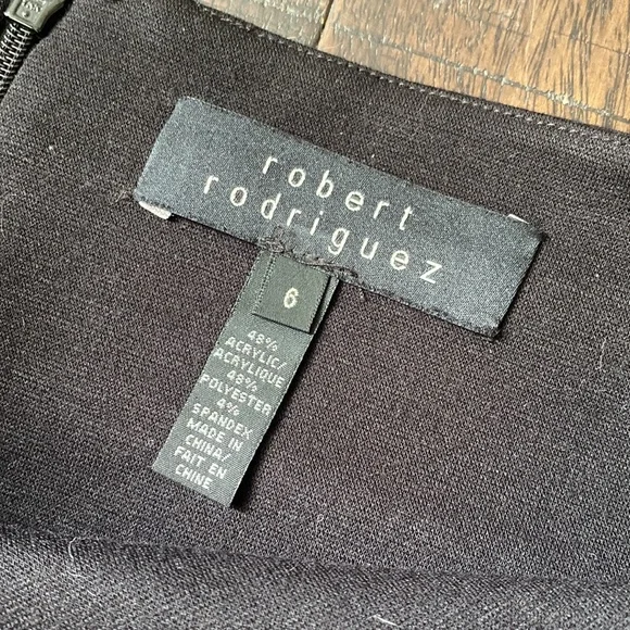 *SOON TO DONATE*
NWT Robert Rodriguez Pencil Skirt - Picture 6 of 12